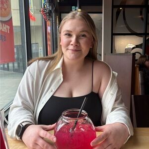 Meet your Posher, Jenna